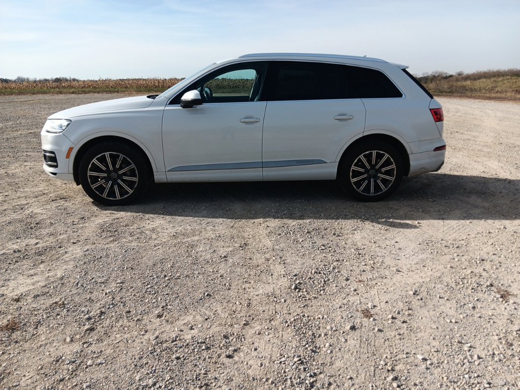 Used 2017 Audi Q7 3.0T Premium Plus w/ Premium Plus Package AWD/4WD image 7