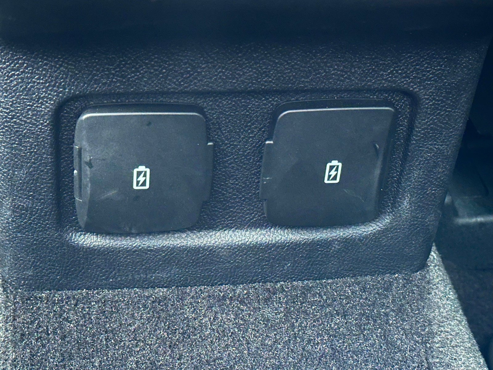 Used 2023 Lincoln Corsair AWD w/ Equipment Group 101A image 13