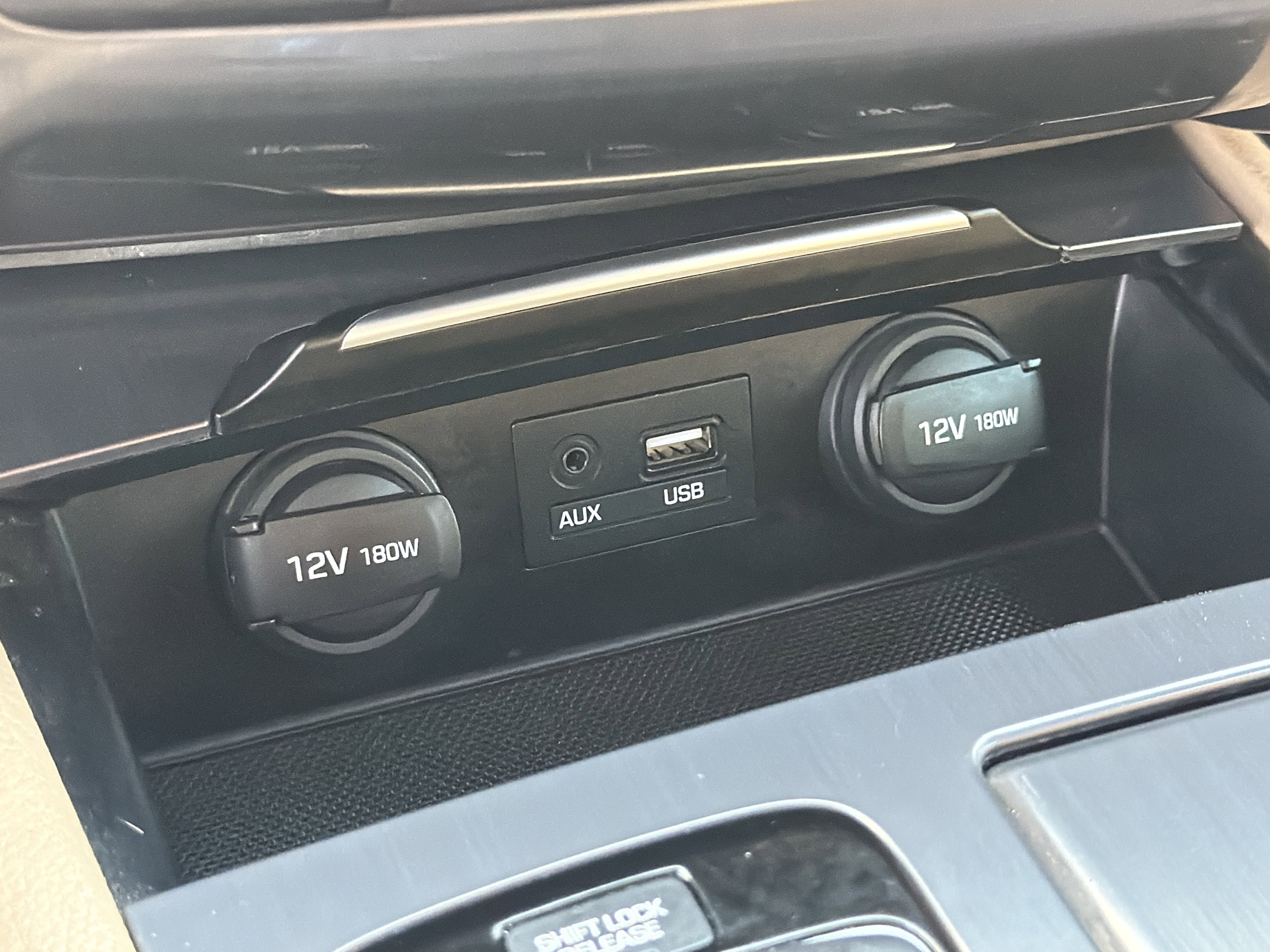 Used 2017 Genesis G80 3.8 w/ Option Group 02 image 30