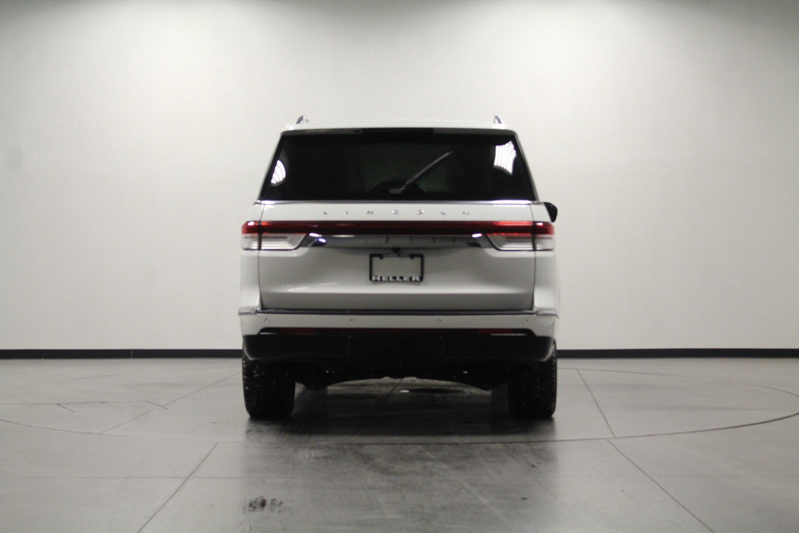 Used 2022 Lincoln Navigator Reserve image 5