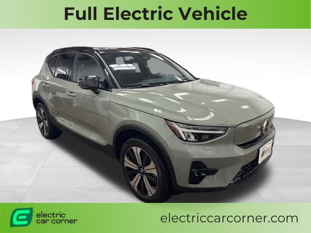 Used 2023 Volvo XC40 Recharge Plus