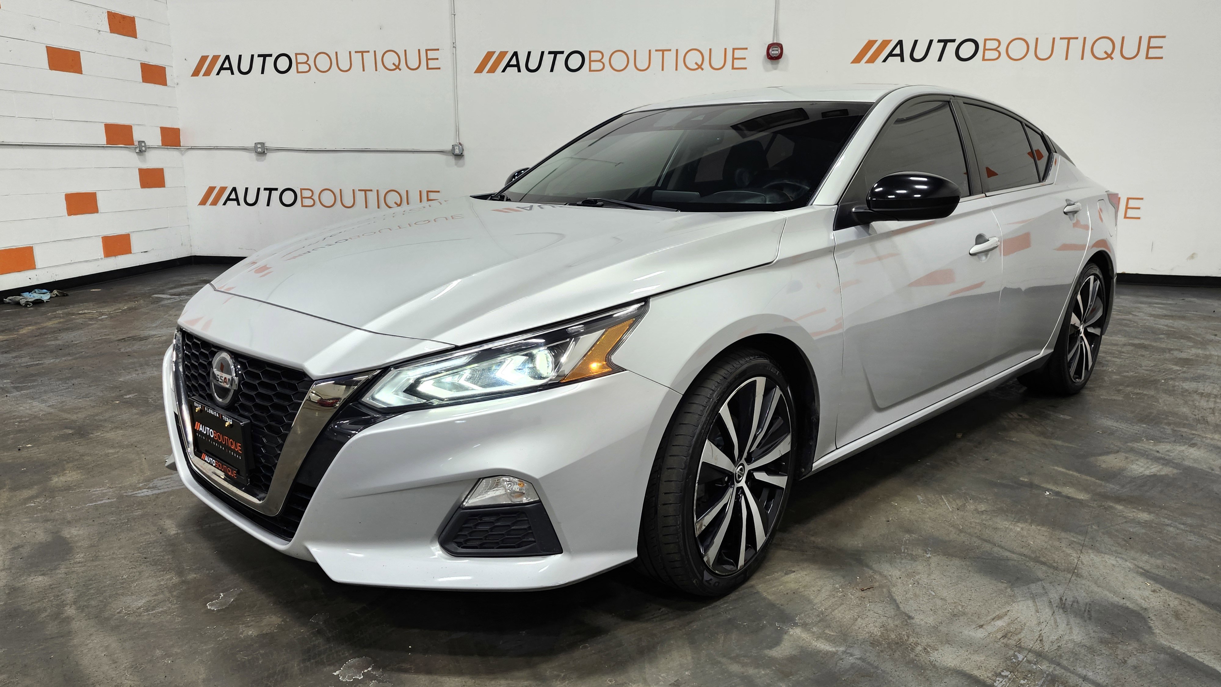 Used 2022 Nissan Altima 2.5 SR image 11