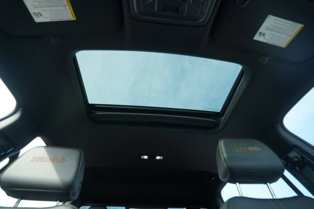 Used 2024 Chevrolet Silverado 1500 High Country image 12