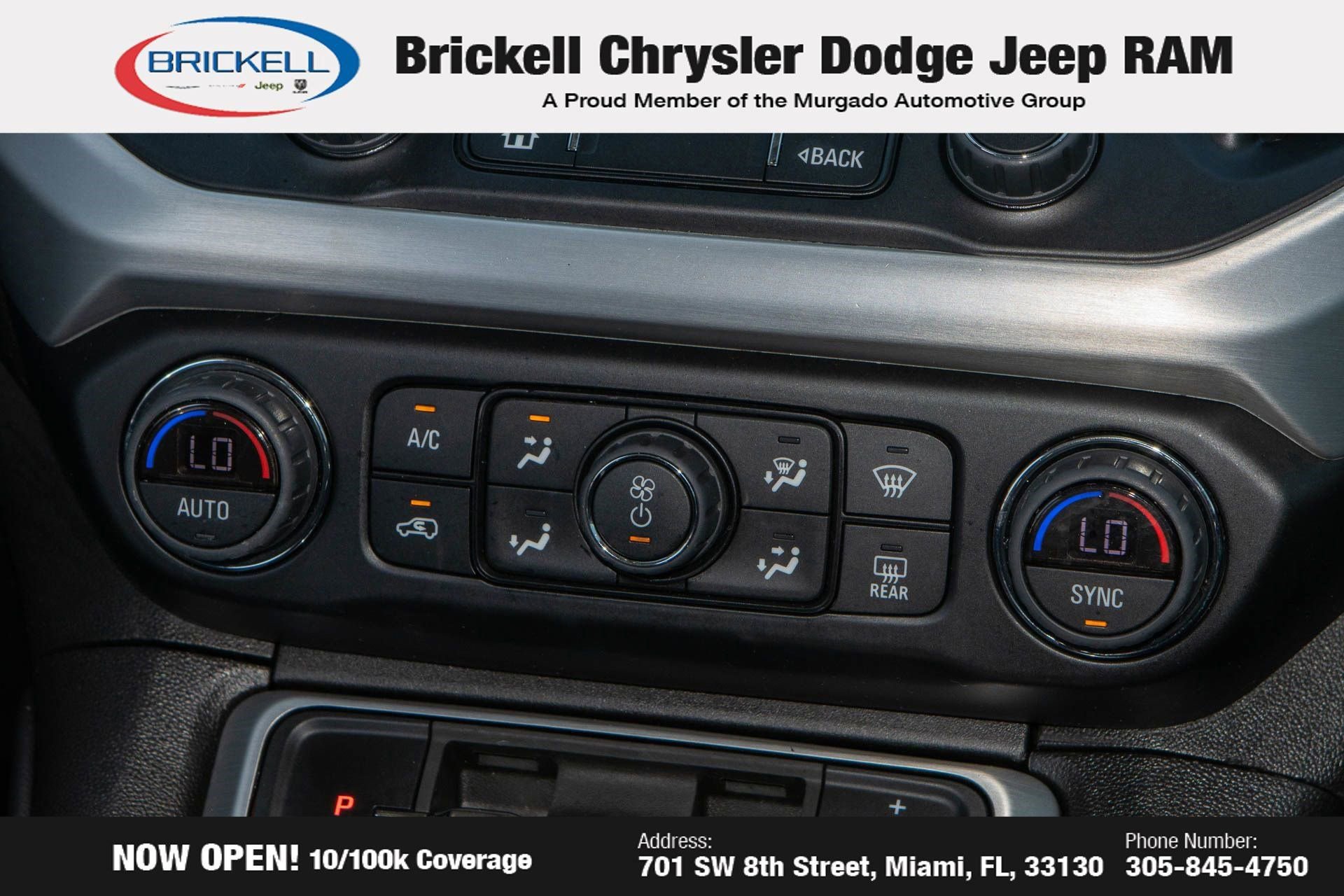 Used 2023 GMC Acadia SLE image 24