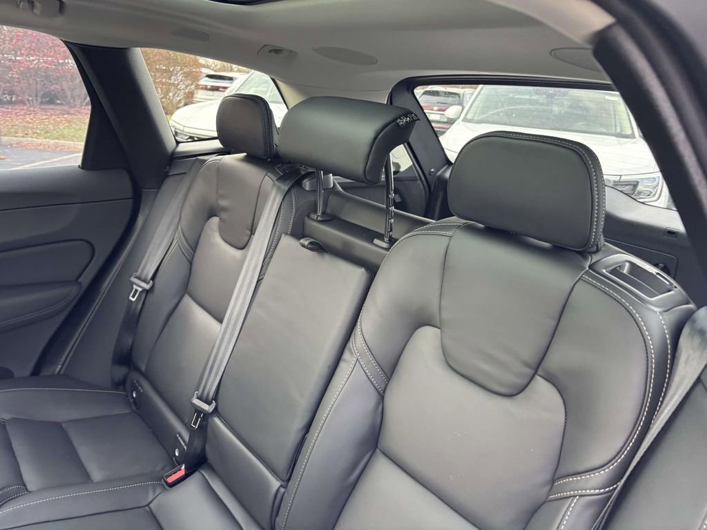 New 2026 Volvo XC60 T8 Ultra w/ Protection Package Premier image 25