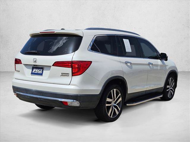 Used 2017 Honda Pilot Touring image 5