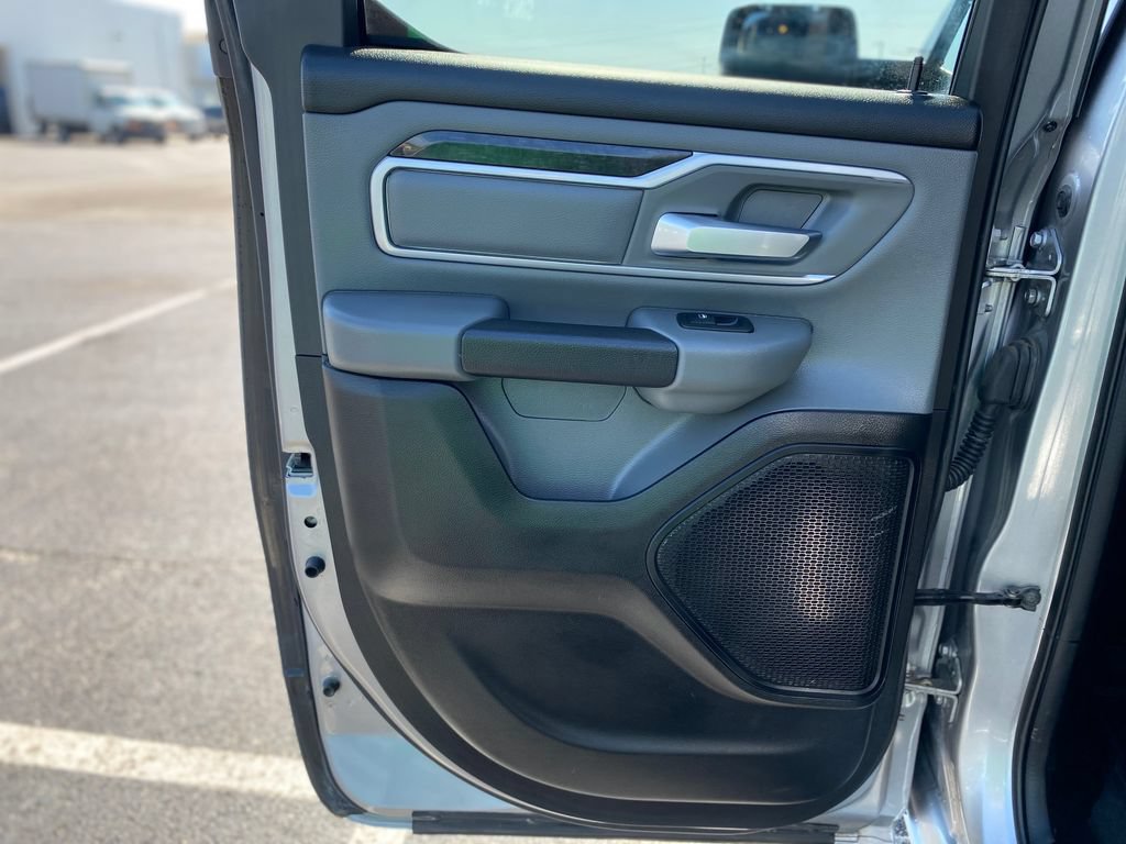 Used 2022 RAM 1500 Big Horn AWD/4WD image 16