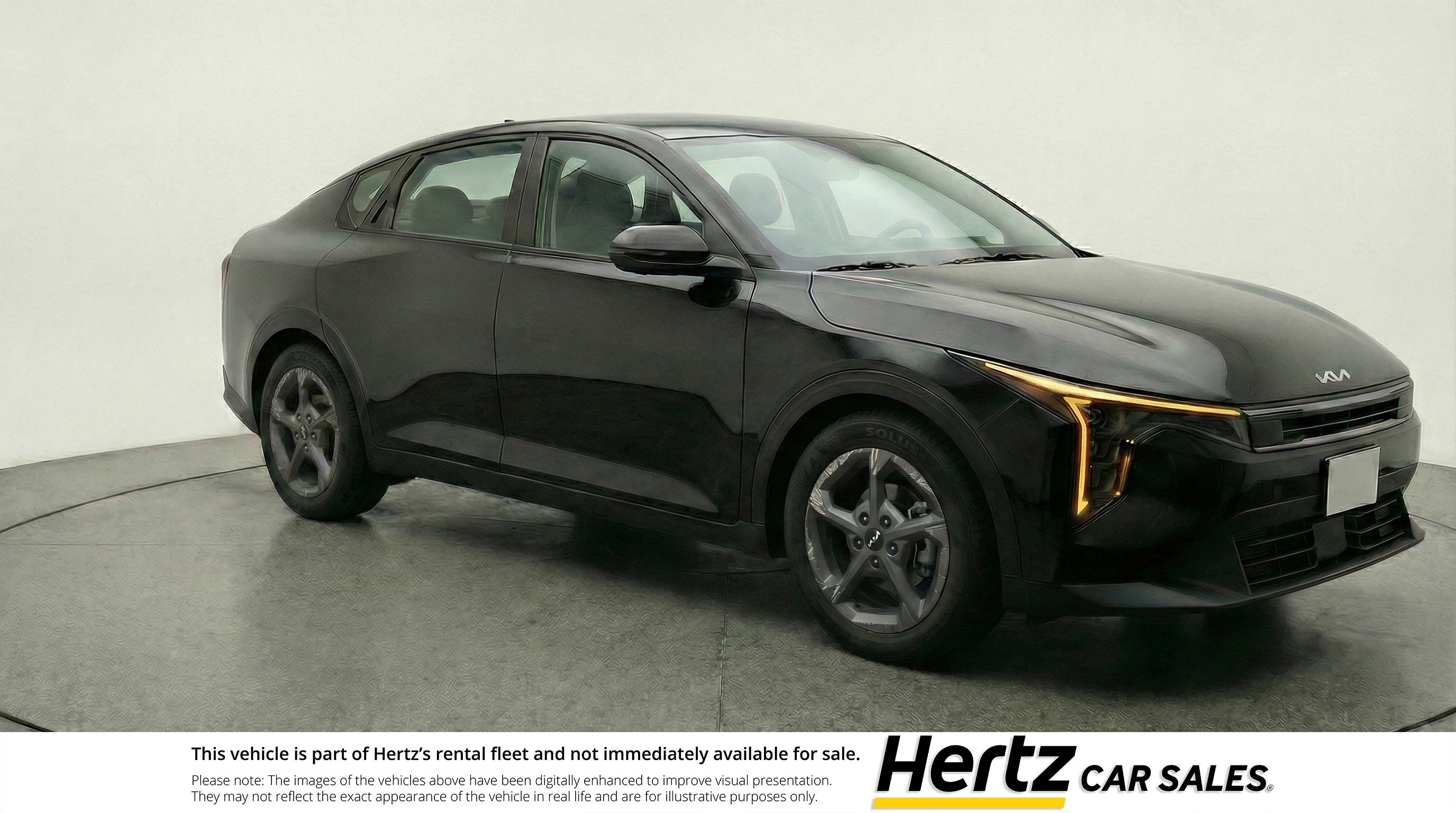 Used 2025 Kia K4 LXS image 1