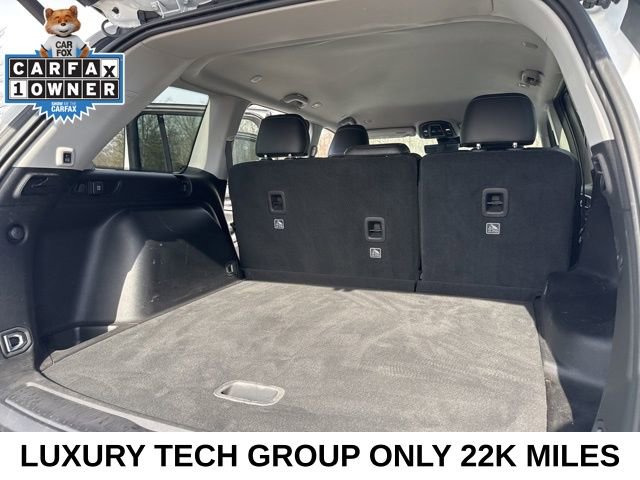 Used 2023 Jeep Grand Cherokee Limited w/ Luxury Tech Group II image 33