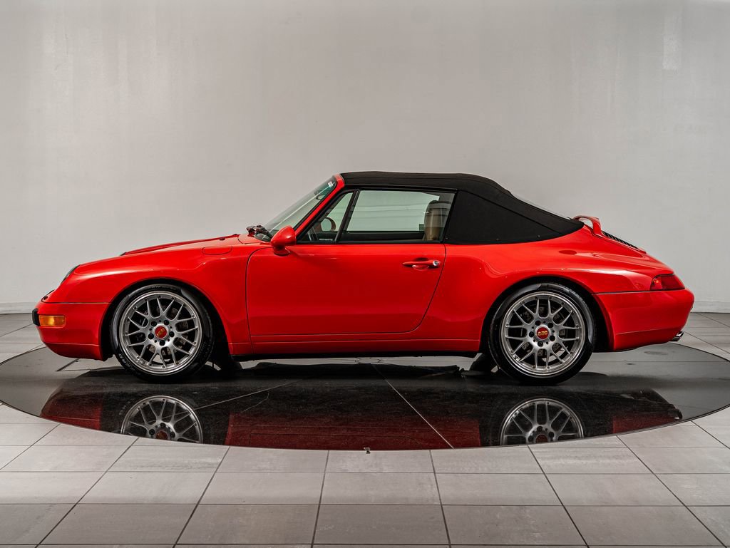 Used 1995 Porsche 911 Carrera RWD image 2