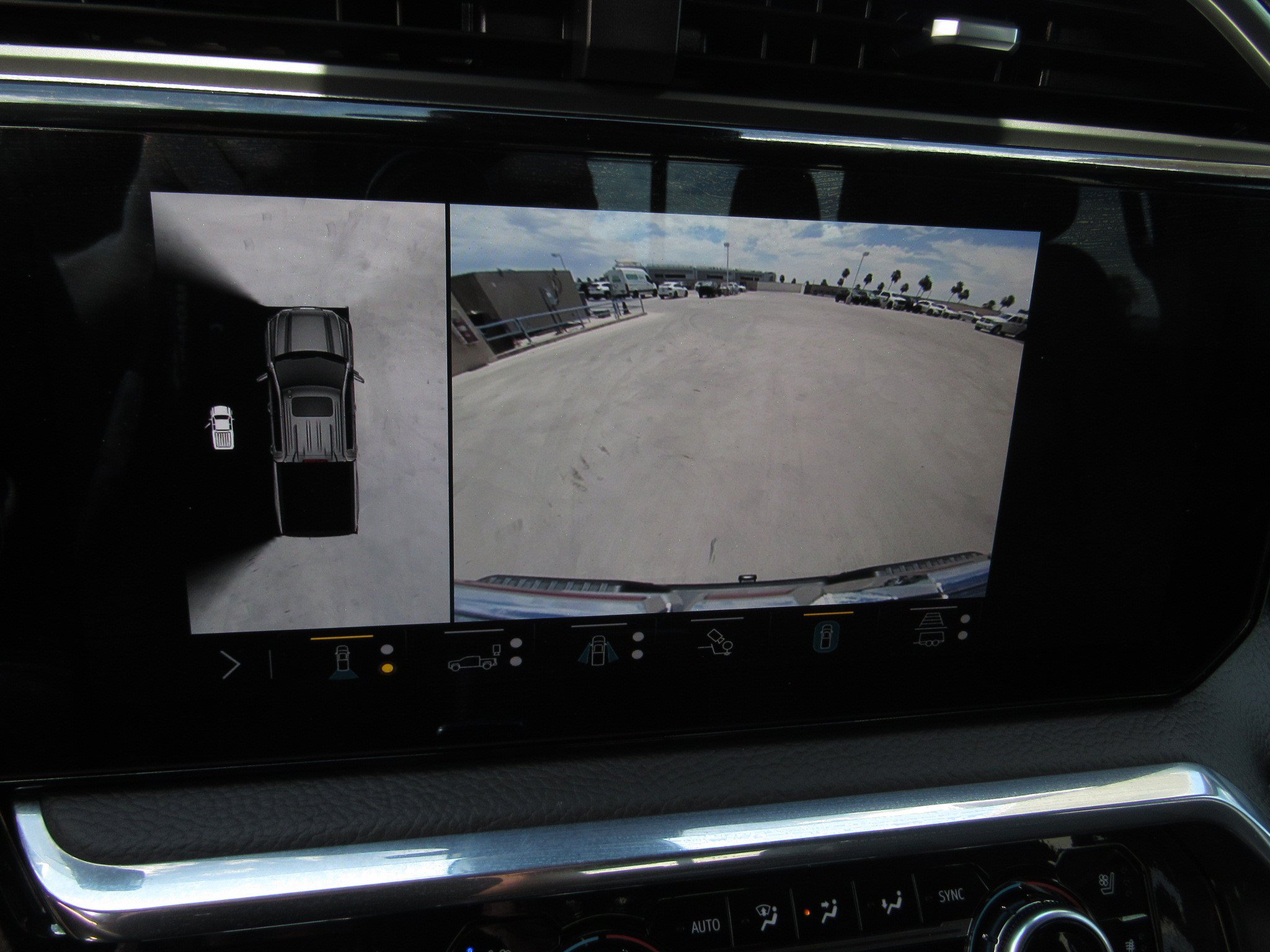 Used 2023 GMC Sierra 1500 Denali AWD/4WD image 19