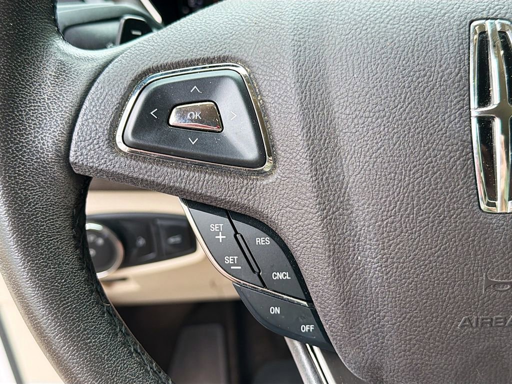Used 2017 Lincoln MKC Premiere FWD image 15