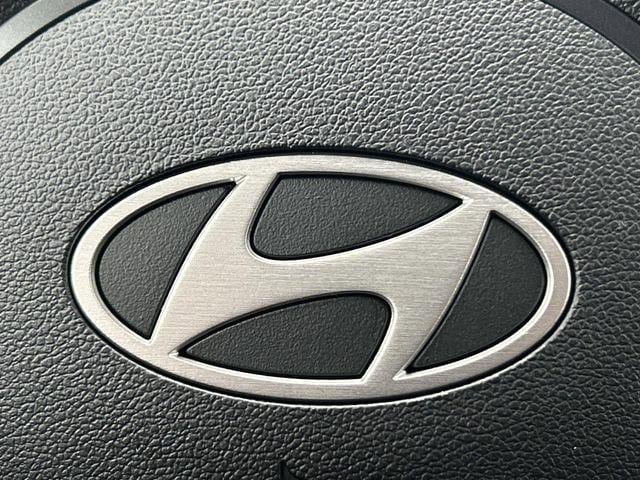 New 2026 Hyundai Elantra Sport FWD image 12