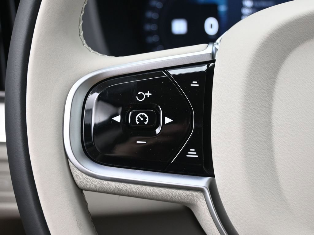 New 2026 Volvo XC60 T8 Ultra image 11