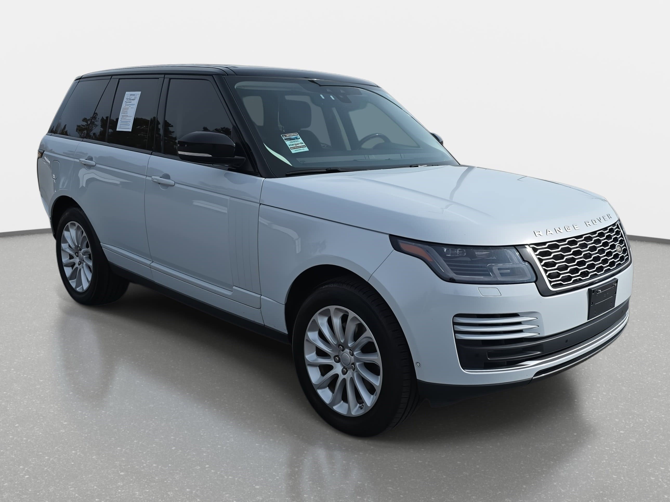 Used 2020 Land Rover Range Rover HSE image 3