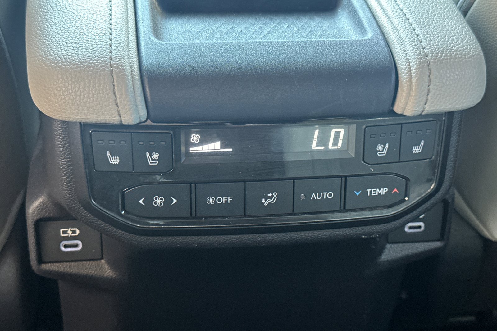 Certified 2025 Toyota Grand Highlander AWD Hybrid image 16
