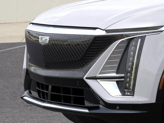 New 2025 Cadillac Lyriq Luxury AWD/4WD image 13