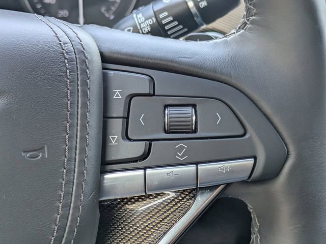 Certified 2025 Cadillac XT6 Premium Luxury image 28