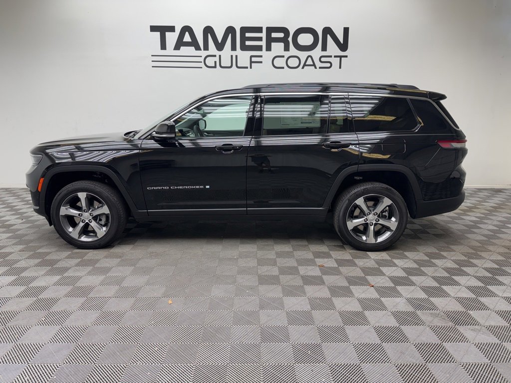 New 2025 Jeep Grand Cherokee L Limited w/ Luxury Tech Group II image 2