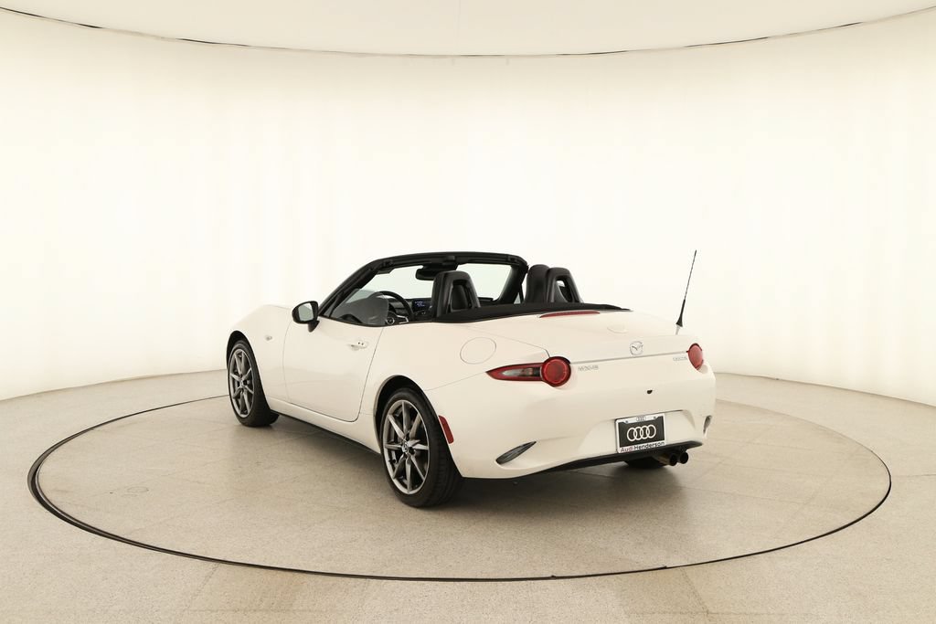 Used 2022 MAZDA MX-5 Miata Grand Touring w/ Weather Package RWD image 4