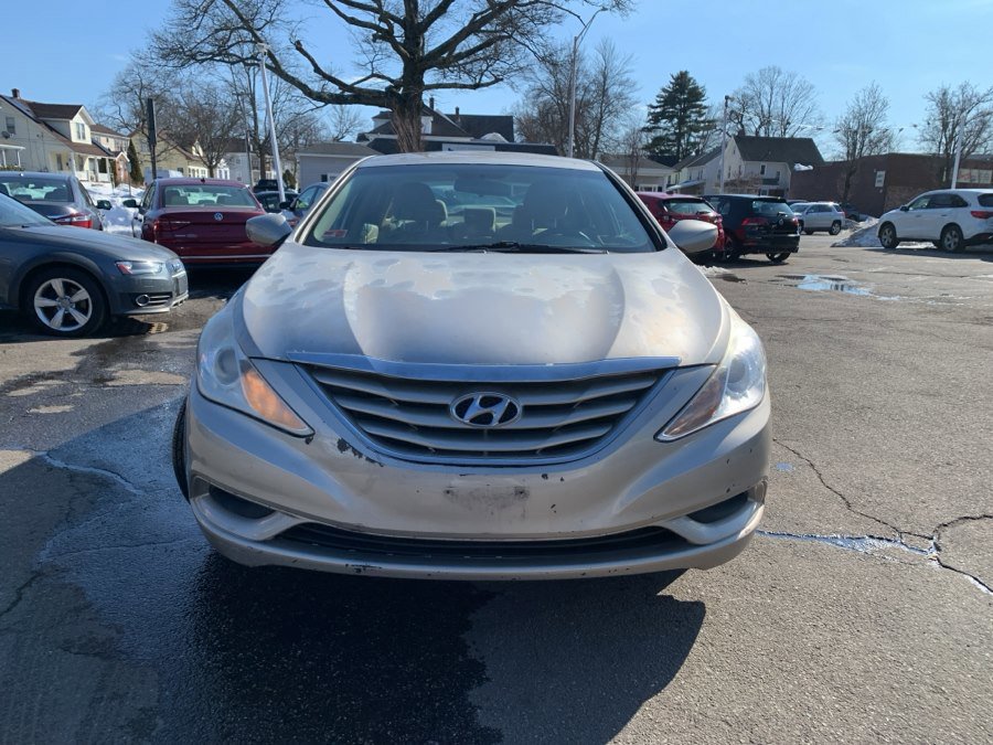 Used 2011 Hyundai Sonata GLS w/ Popular Equipment Pkg 2 FWD image 2