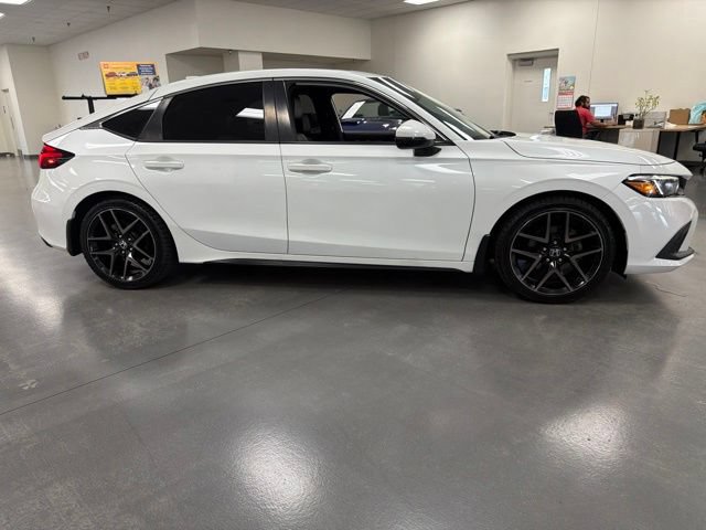 Used 2022 Honda Civic Sport Touring image 8