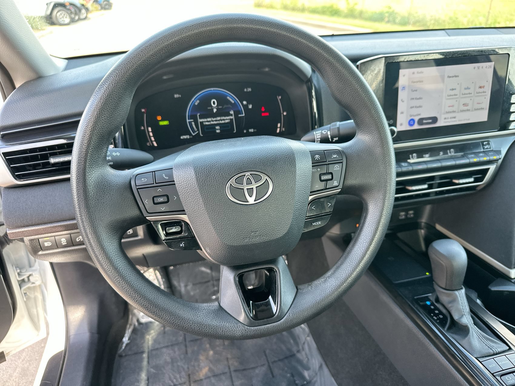 Used 2025 Toyota Camry LE FWD image 14
