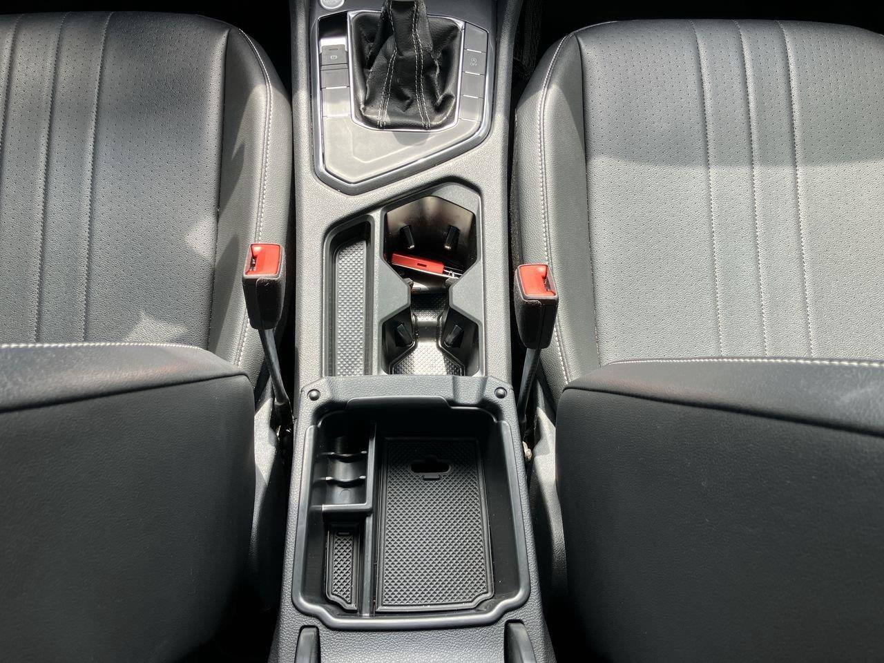 Used 2024 Volkswagen Tiguan SE FWD image 17
