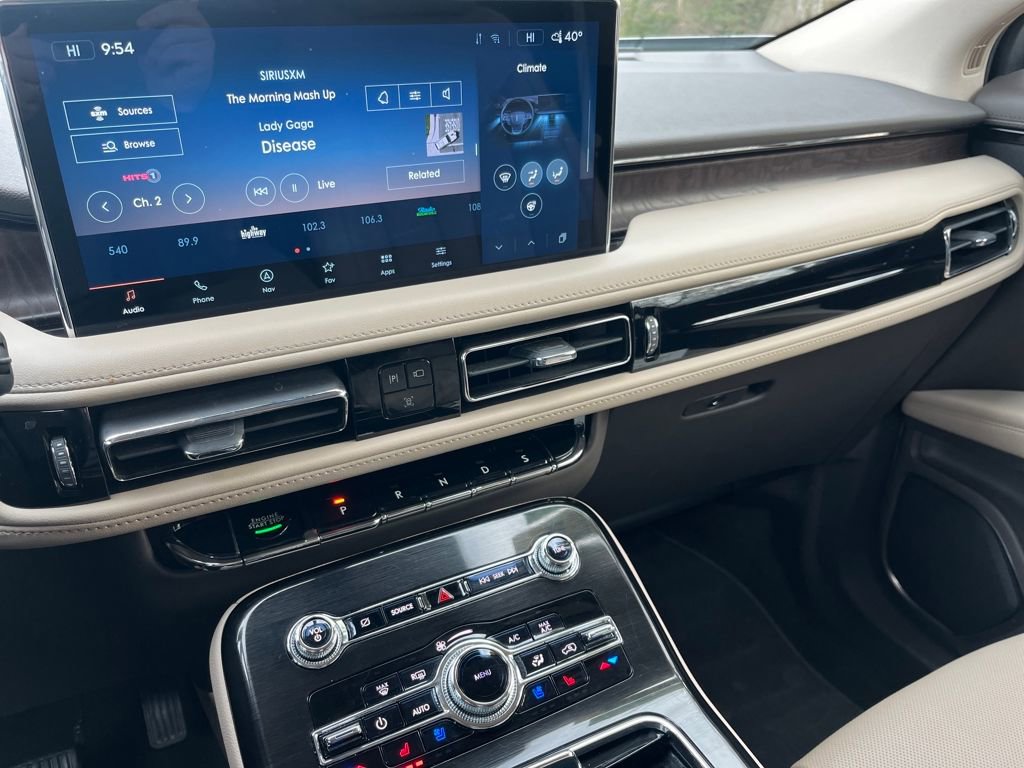 Certified 2023 Lincoln Nautilus Reserve w/ Equipment Group 201A image 12