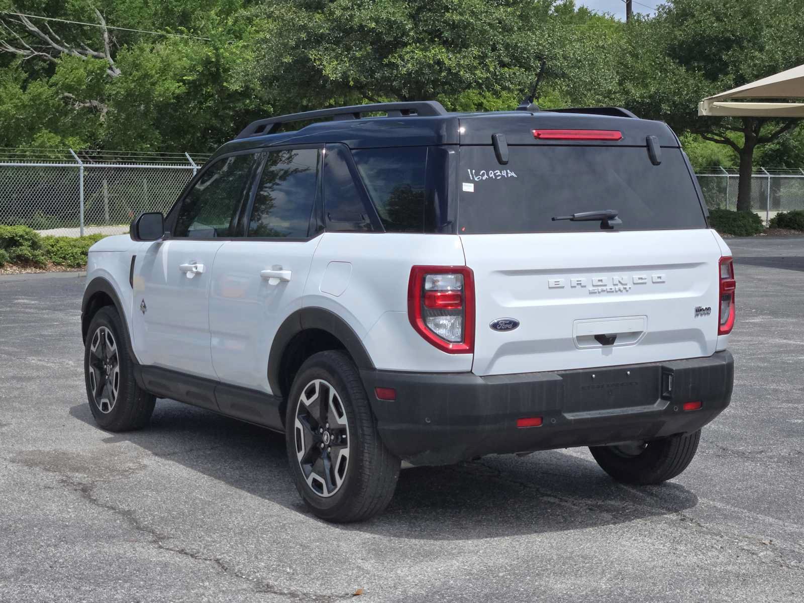 Used 2024 Ford Bronco Sport Outer Banks w/ Tech Package AWD/4WD image 5