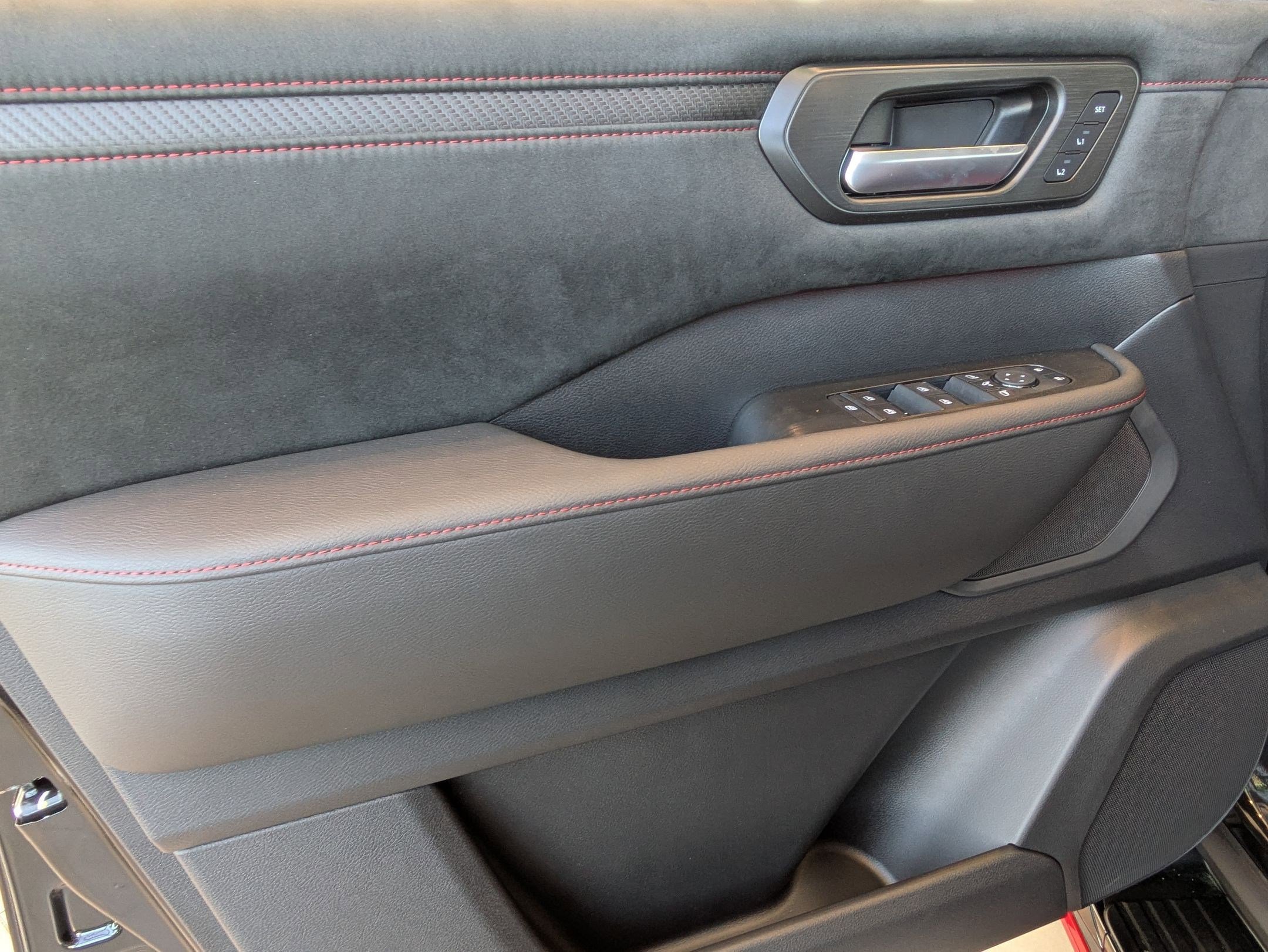 New 2026 Nissan Armada NISMO AWD/4WD image 11