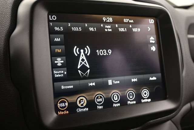 Used 2023 Jeep Renegade Latitude AWD/4WD image 34