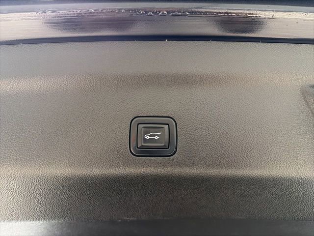 Certified 2021 Chevrolet Tahoe High Country w/ Premium Package image 11