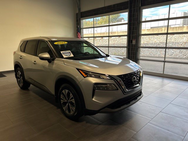 Used 2022 Nissan Rogue SV FWD image 8