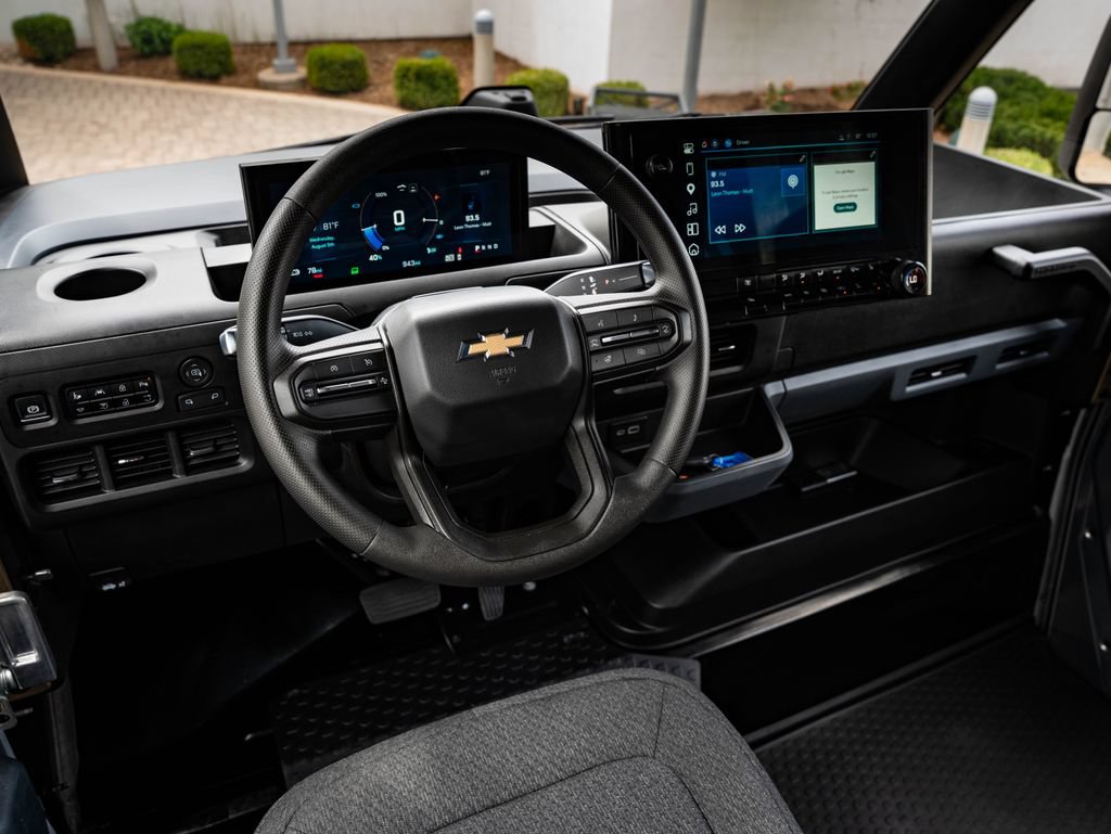 Used 2025 Chevrolet Brightdrop 400 FWD image 4