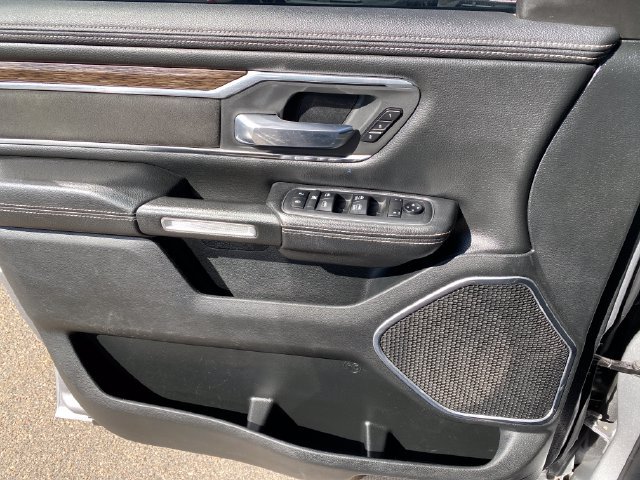 Used 2019 RAM 1500 Laramie w/ Bed Utility Group AWD/4WD image 13