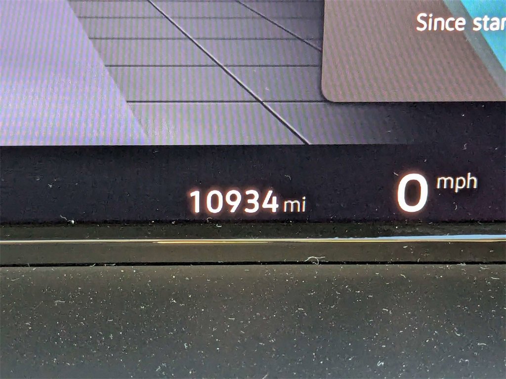 Used 2025 Volkswagen Atlas SE w/ Black Wheel Package image 33