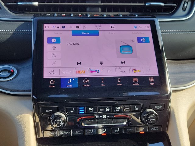 Certified 2025 Jeep Grand Cherokee Limited w/ Luxury Tech Group II RWD image 28