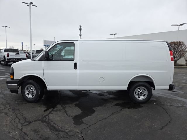 New 2026 GMC Savana 2500 w/ Driver Convenience Package image 17