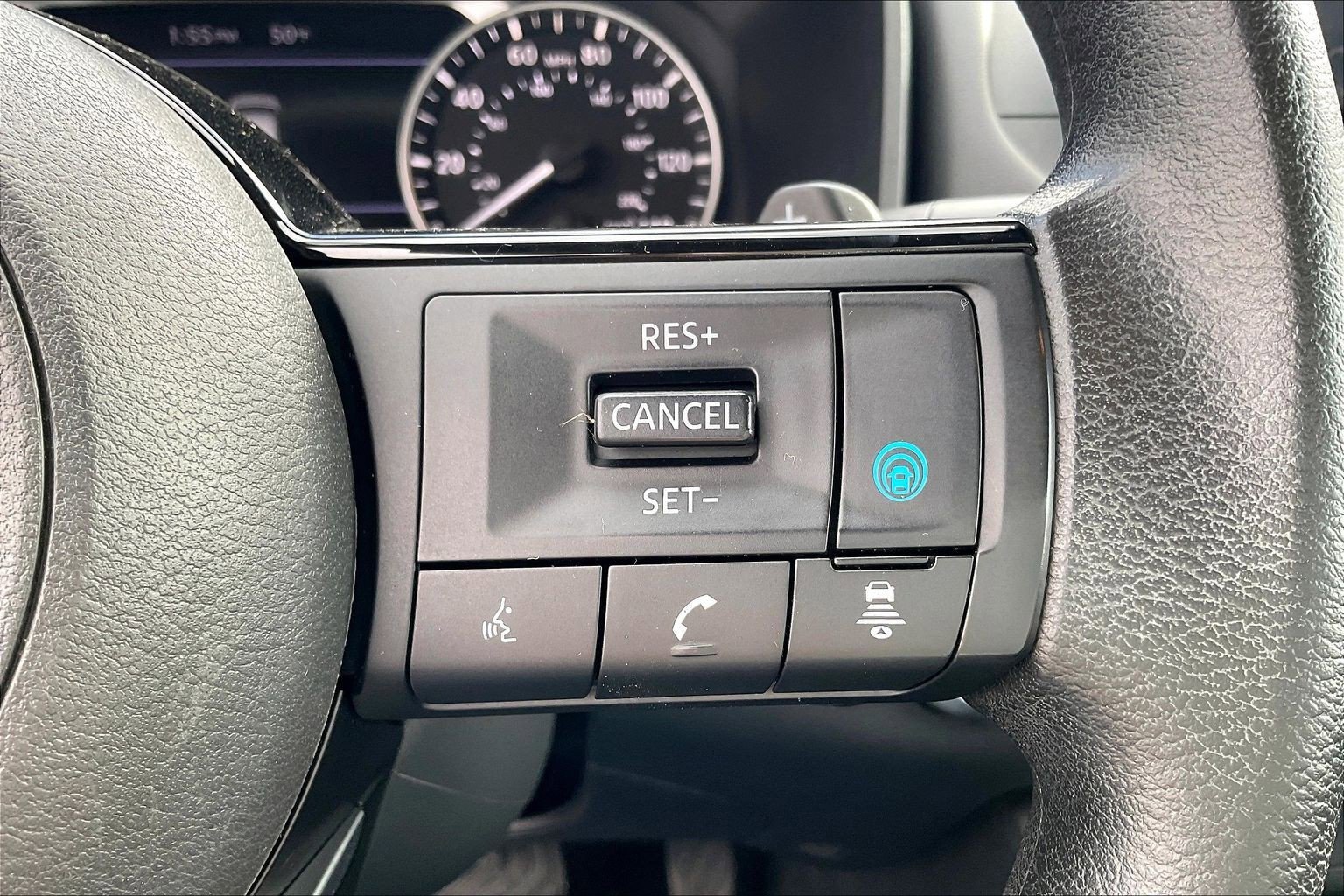 Used 2022 Nissan Rogue SV image 21