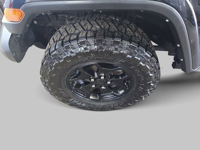 Used 2022 Jeep Gladiator Sport AWD/4WD image 31