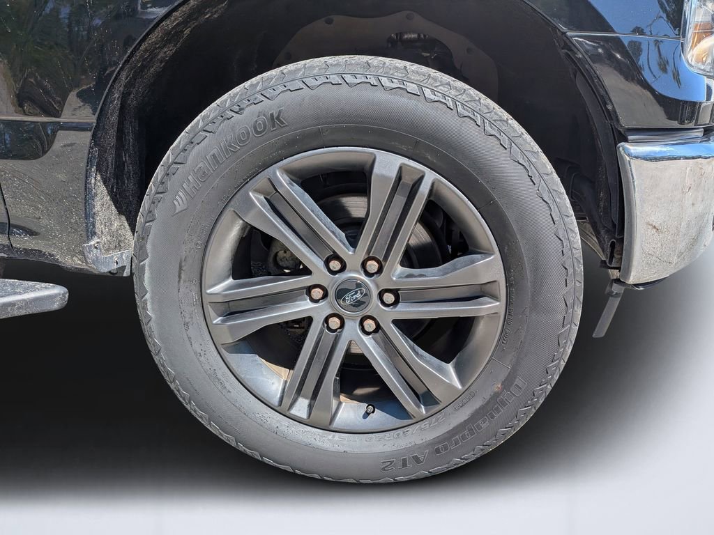 Used 2017 Ford F150 XLT w/ Equipment Group 301A Mid image 10