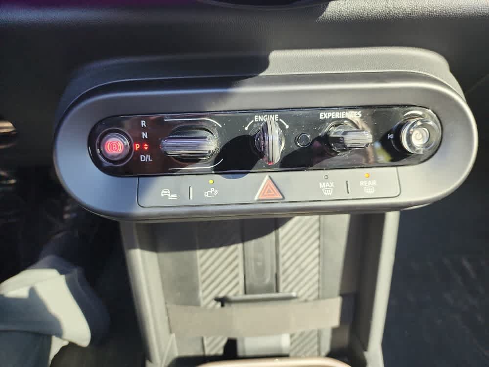 Used 2025 MINI Cooper S FWD image 6