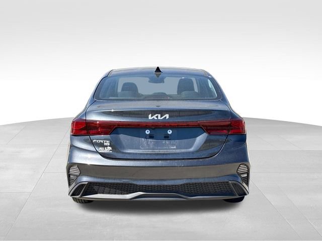 Used 2023 Kia Forte LX image 8
