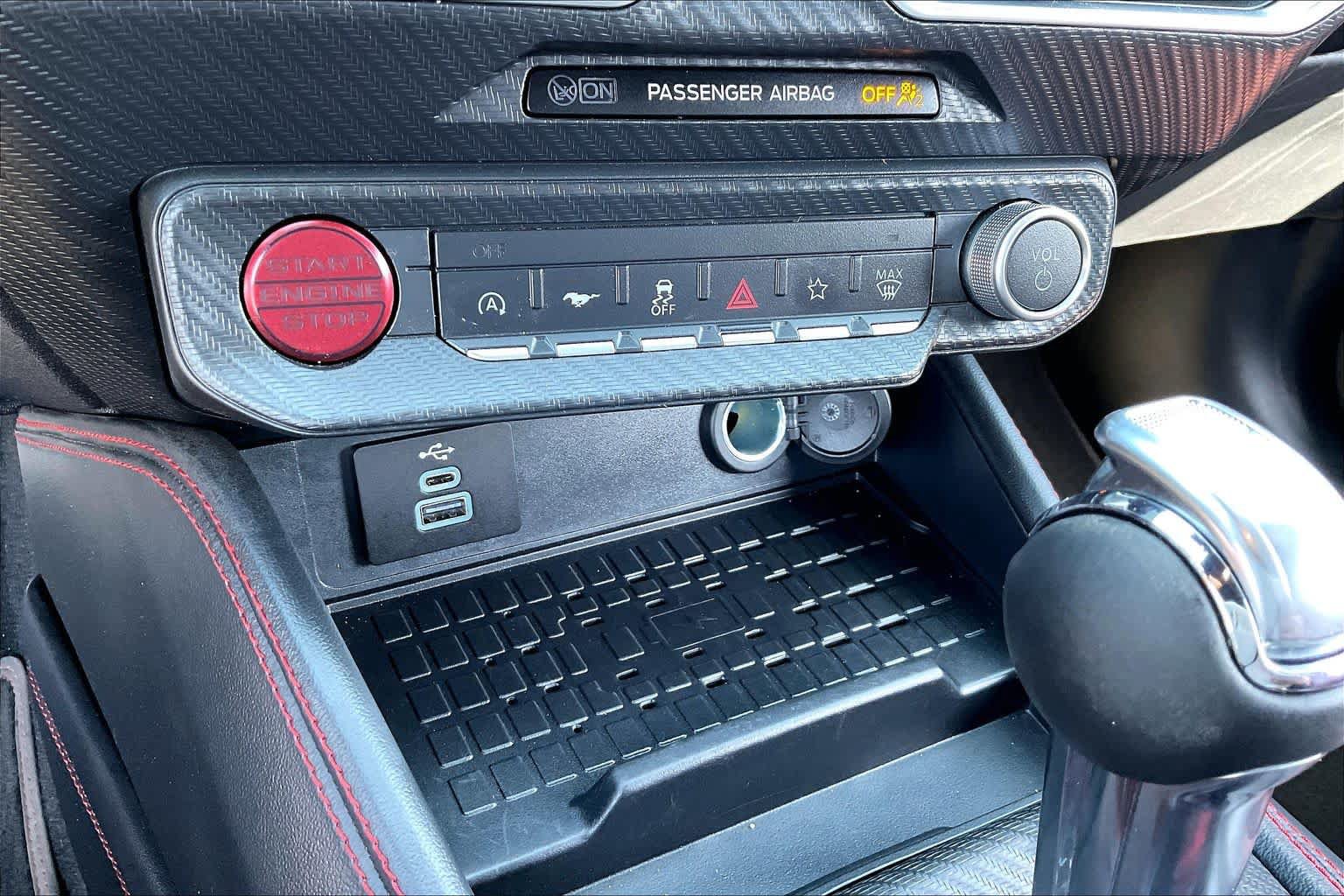 Used 2024 Ford Mustang GT Premium RWD image 31