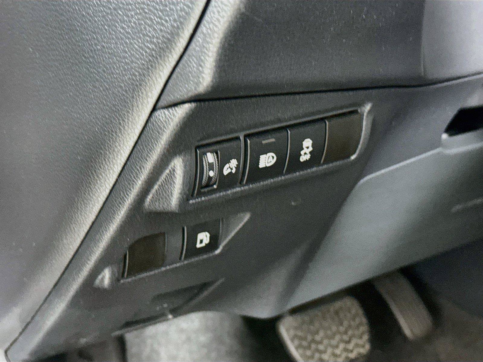 Certified 2024 Toyota Corolla Cross AWD Hybrid image 15
