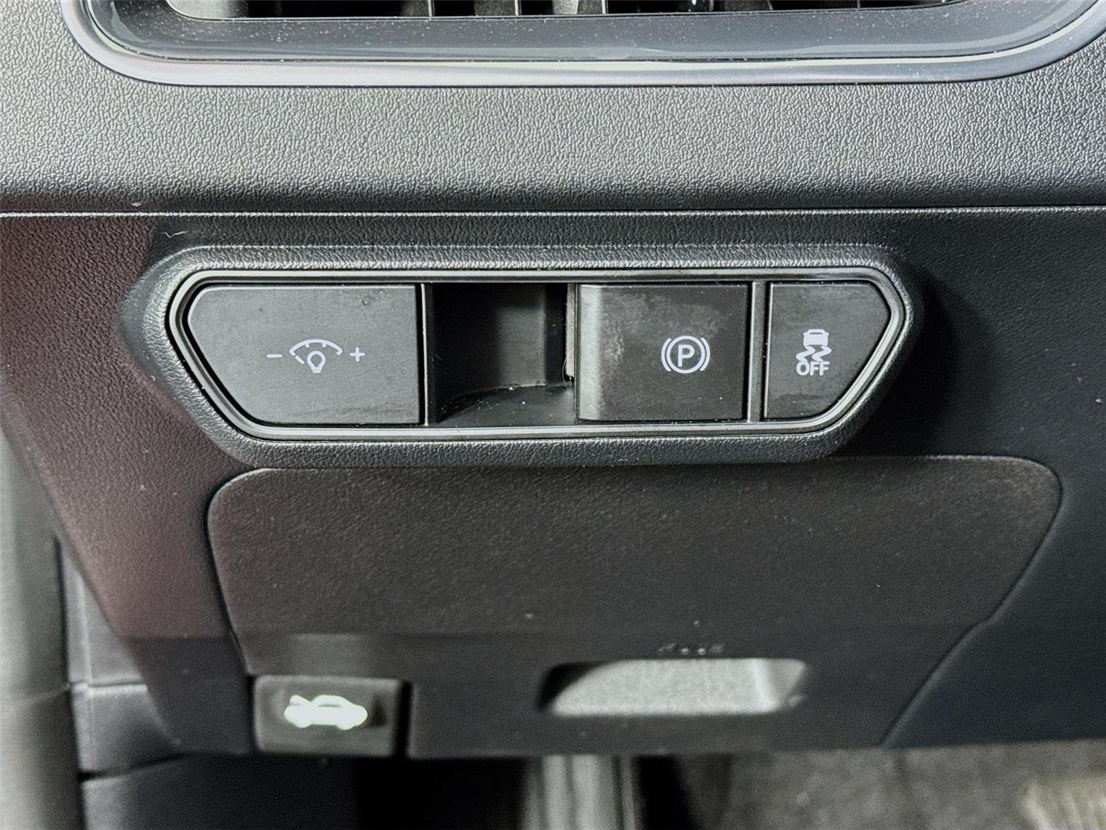 Certified 2025 Kia K4 EX FWD image 10
