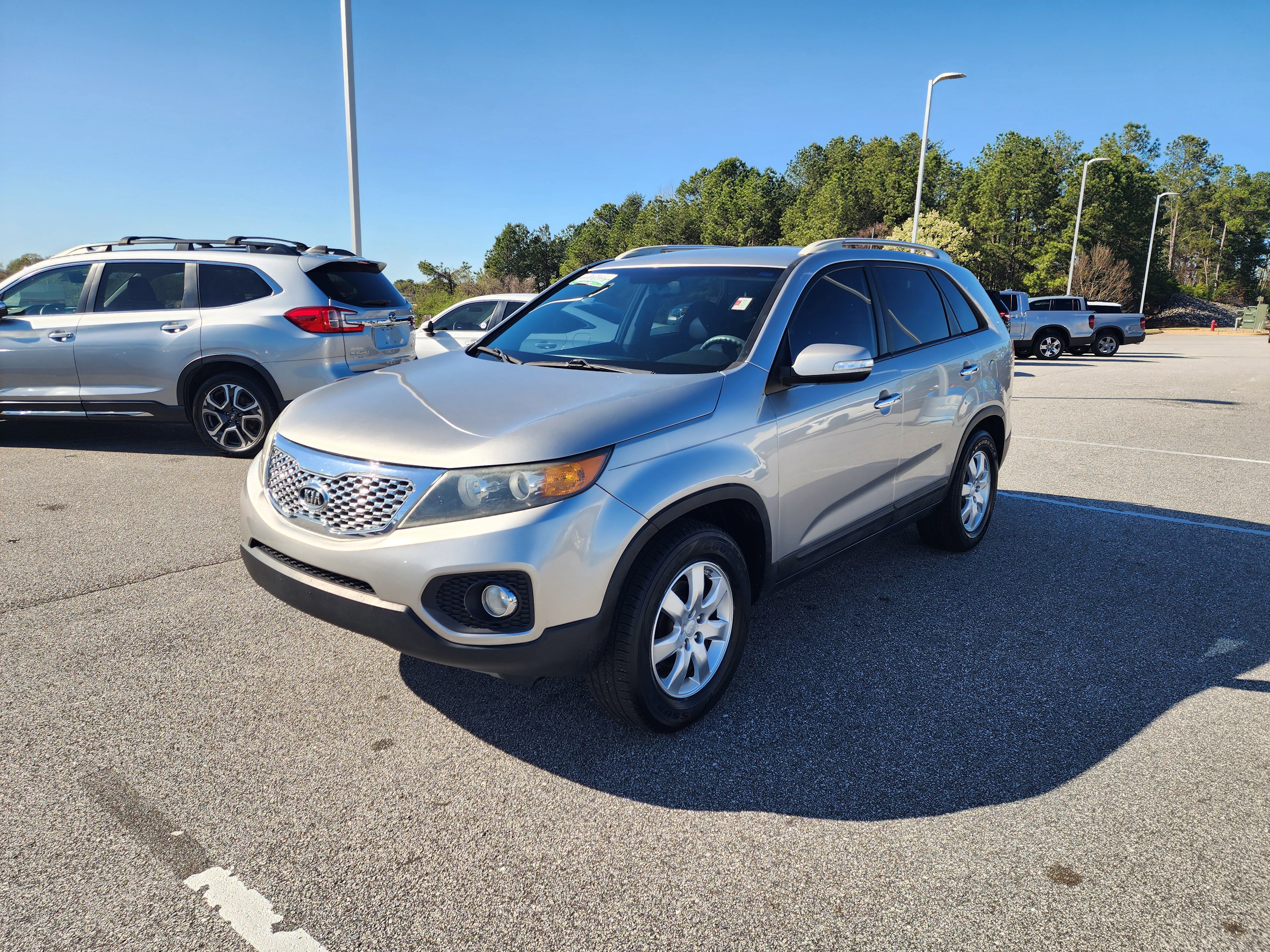 Used 2013 Kia Sorento LX w/ Convenience Pkg image 9