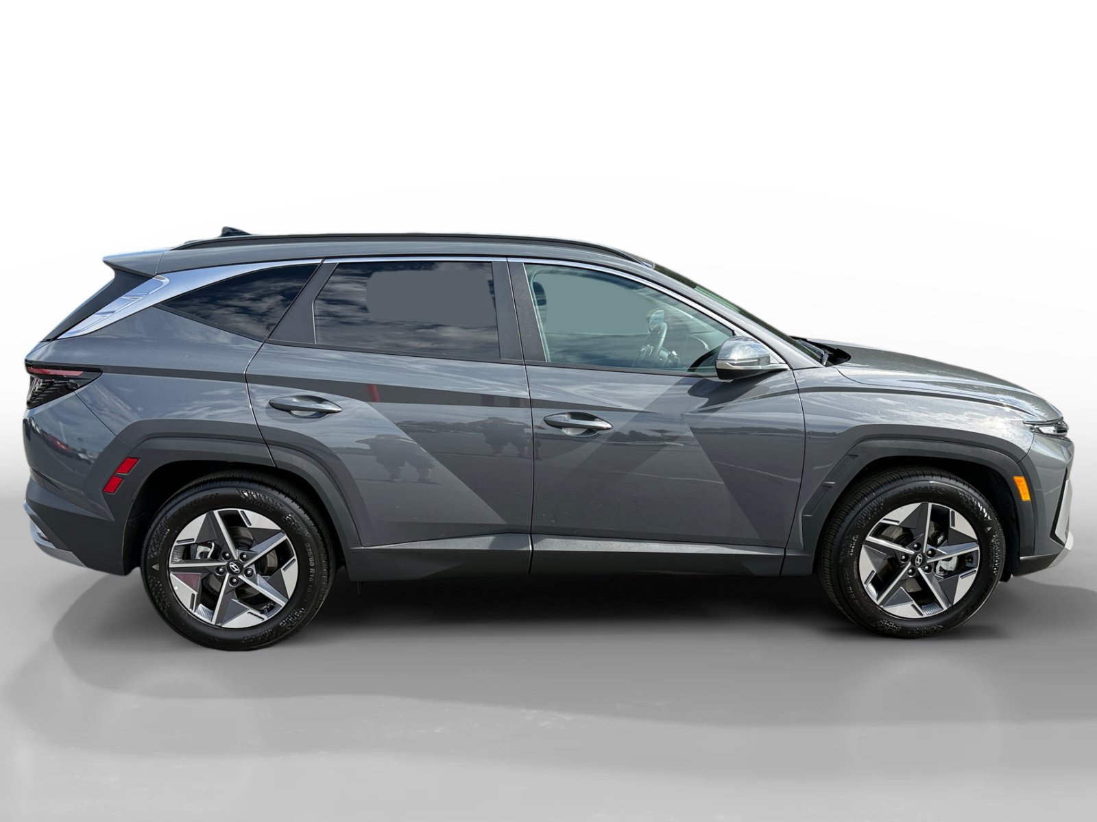 Certified 2025 Hyundai Tucson SEL FWD image 6
