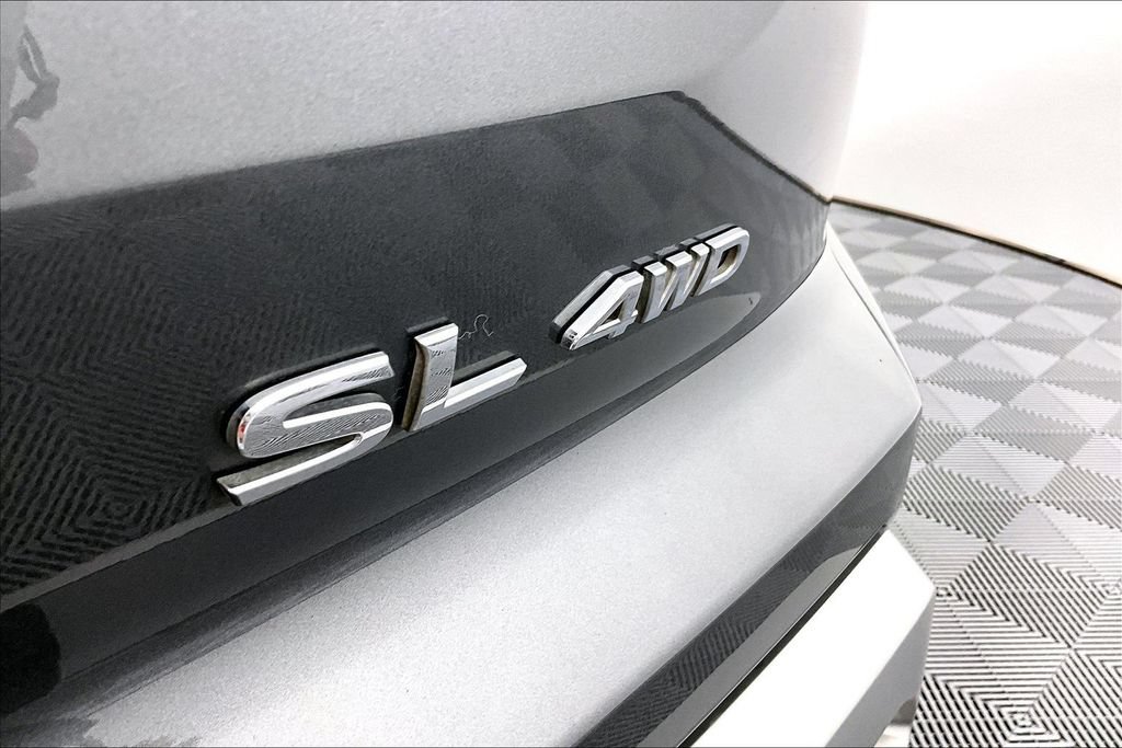 Used 2022 Nissan Pathfinder SL AWD/4WD image 14